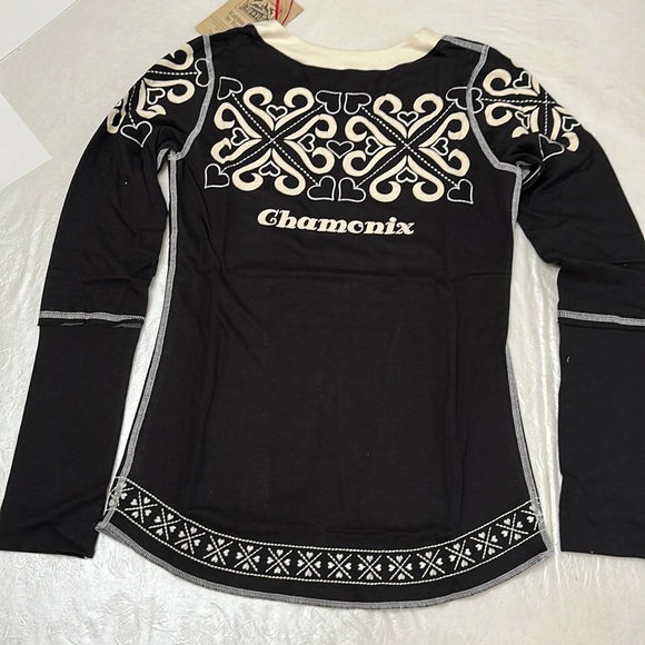 Alp-n-Rock SNOWFLAKE Vneck - Black - Picture 8 of 15